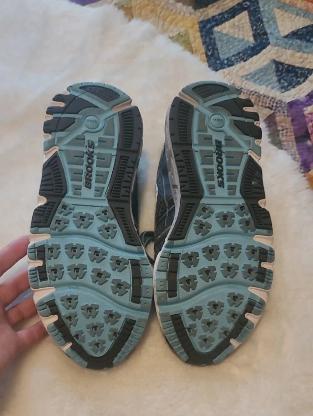 Brooks Gray & Teal Addiction 12 DNA Lace Up  Running Shoes 7.5 Extra Wide